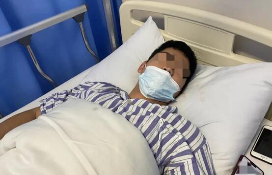 外卖哥致电取餐被打