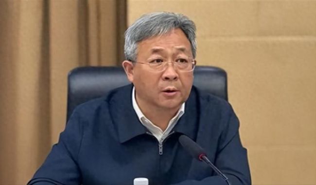 中纪委连打三虎 媒体:绝不能慈悲