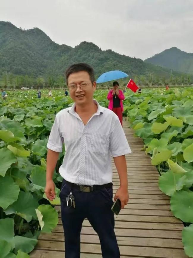 55岁老党员去世后捐献遗体