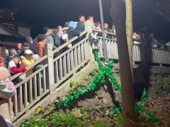 终于了解张家界景区回应上千名游客深夜滞留 管理短板引反思