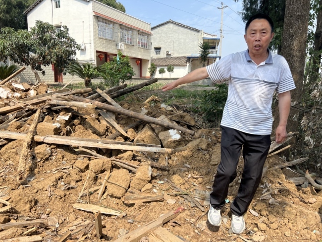 镇政府回应村民在外务工老宅被拆 误拆争议待解
