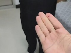 终于了解校方回应学生直播疑遭学院书记殴打 双方各执一词