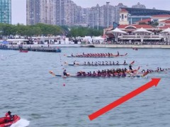 终于了解苏州金鸡湖龙舟赛开赛 精彩赛事吸引众多市民观战