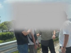 终于了解司机接通知车上乘客是逃犯配合抓捕 顺风车正义之旅