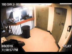 终于了解爱泼斯坦案监控神秘消失1分钟 疑云再起
