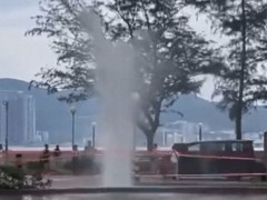 台风逼近香港 疑海水倒灌现3米喷泉 究竟咋梗？