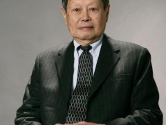 追忆杨振宁的通透与远见 科学与家国的丰碑