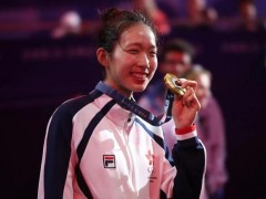 奥运冠军江旻憓放弃加拿大护照 参选立法会服务香港