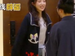 董璇回应婚礼餐标67元 澄清网上谣言