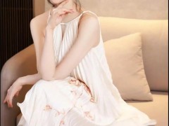 韩雪直播卖12.9元棉拖鞋引热议 韩雪个人简介！