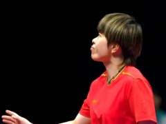 王艺迪看陈小春演唱会发文:继续奋斗