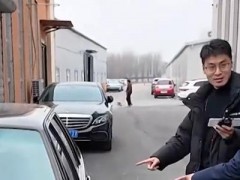 00后员工年薪80万 是老板的6倍 小伙开上40万奔驰(图)